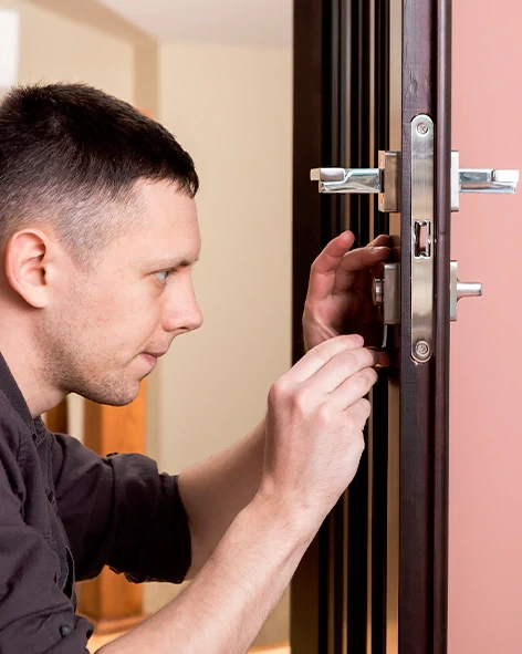 : Professional Locksmith For Commercial And Residential Locksmith Services in Midway City, CA