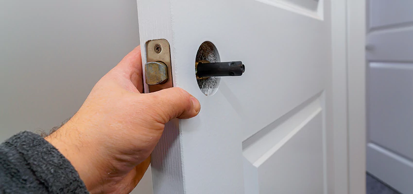 Nighttime Locksmith For Lock Repair in Midway City, CA