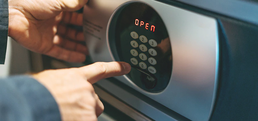 Cash Safe Openers in Midway City, California
